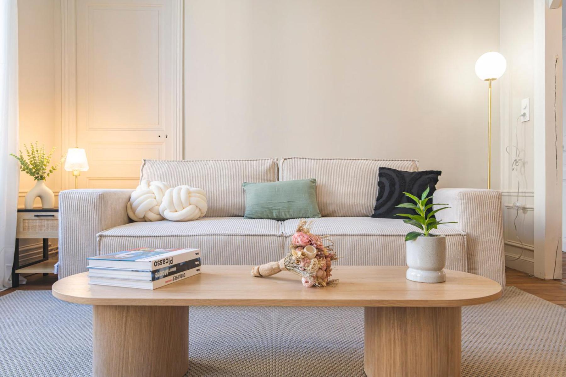 Champagne Central - Exceptionnel 3 Chambres 랭스 외부 사진